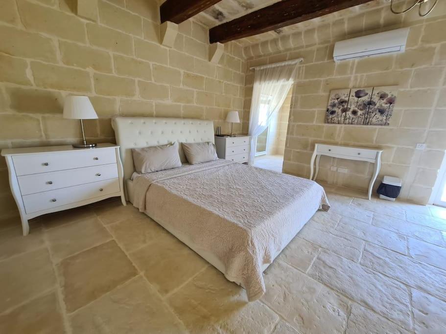 Farmhouse Villa With Large Pool And Garden In Gozo Gharb  Exterior photo