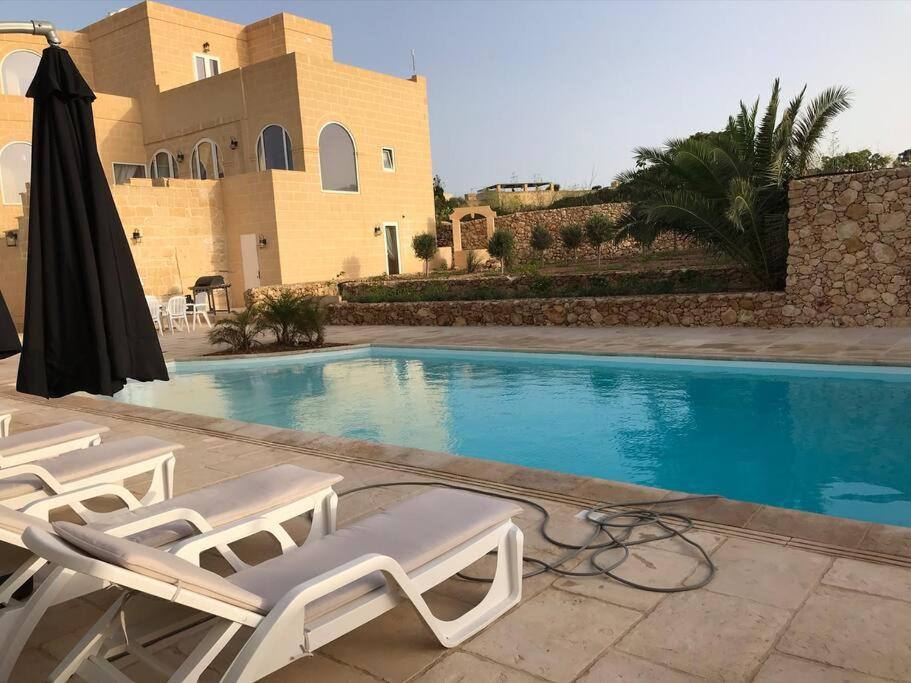 Farmhouse Villa With Large Pool And Garden In Gozo Gharb  Exterior photo